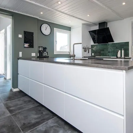 Holiday home Xxiv *